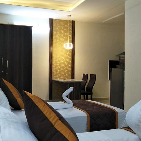 Kingsburyfiesta Hotel Vellore Ngoại thất bức ảnh