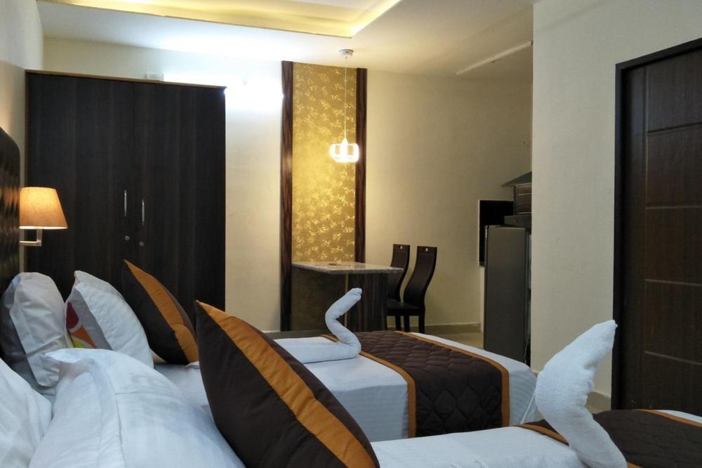 Kingsburyfiesta Hotel Vellore Ngoại thất bức ảnh